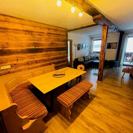 Natursport Heutal Appartements Ski-In & Ski-Out Unken Exterior photo